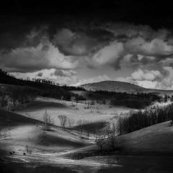 Black & White valley of Blue Grass VA