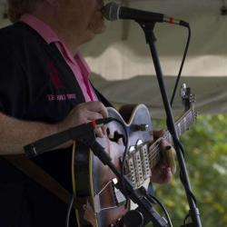 King Bees Guitarist Rob ‘Hound Dog’ Baskerville
