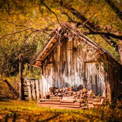 Hobbit shed in Bath County VA