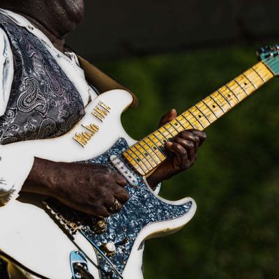 Ike Woods Playing Guitar New River Blues Festival